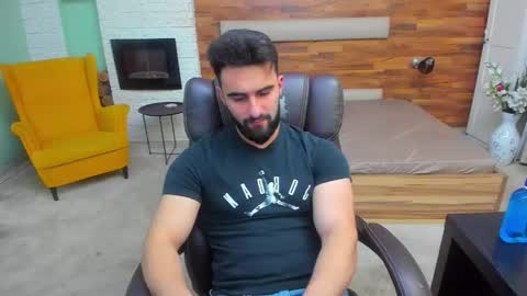 MicahLane online show from December 19, 5:59 am