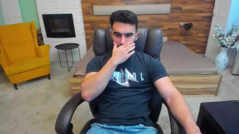 MicahLane online show from November 17, 5:54 am