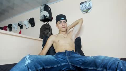 Michael Boy online show from January 28, 8:26 pm