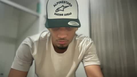 Snapshot of michael_jordanx chatting on February 23, 4:09 pm Angel online show from February 23, 4:09 pm