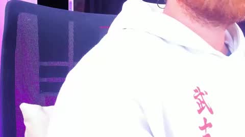 Snapshot of michaelhawtin chatting on February 24, 1:24 am Michael  Contenido explcito online show from February 24, 1:24 am