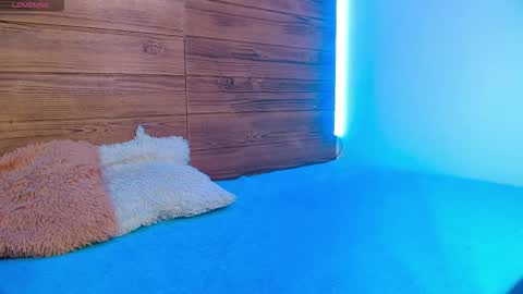 michaelkoiv online show from November 28, 12:29 pm