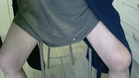 michelclaude online show from December 13, 10:30 am