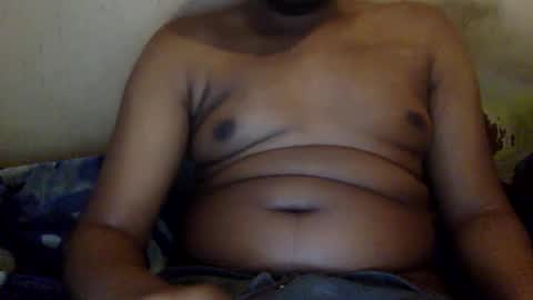 Snapshot of mickkzzx chatting on January 19, 3:32 pm mickkzzx online show from January 19, 3:32 pm