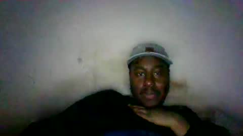 Snapshot of mickkzzx chatting on December 8, 3:02 pm mickkzzx online show from December 8, 3:02 pm