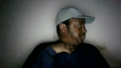 Snapshot of mickkzzx chatting on February 24, 6:58 pm mickkzzx online show from February 24, 6:58 pm