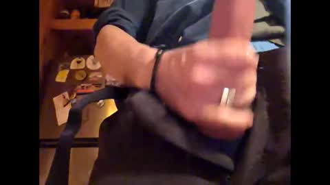 midasswellby online show from March 4, 1:23 am