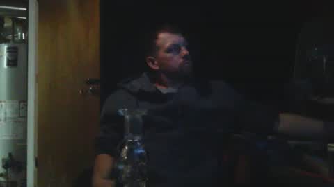 Snapshot of midtownhustler chatting on September 9, 11:42 am midtownhustler online show from September 9, 11:42 am