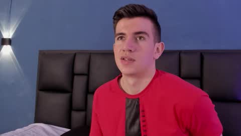 mikael online show from November 14, 5:43 am