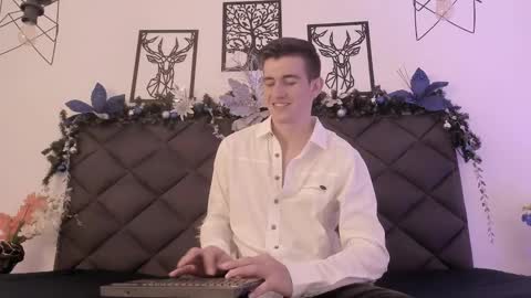 mikael online show from January 9, 3:58 am