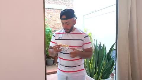 mike_savage3 online show from May 29, 12:15 pm