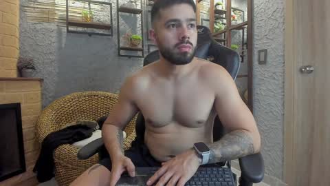 Mike Blare online show from January 31, 7:51 pm