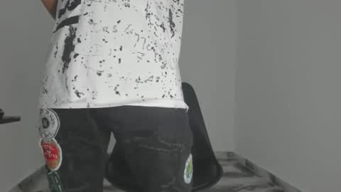 mikee_scooth online show from January 15, 5:00 am