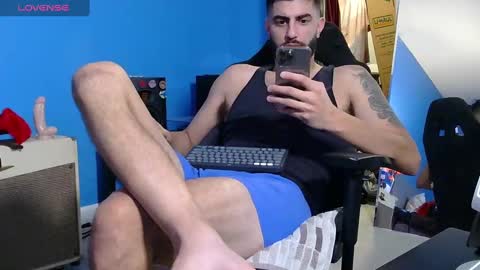 mikehawk1589 online show from March 5, 7:38 am