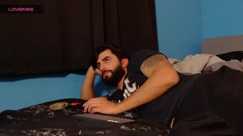 mikehawk1589 online show from December 16, 7:26 am