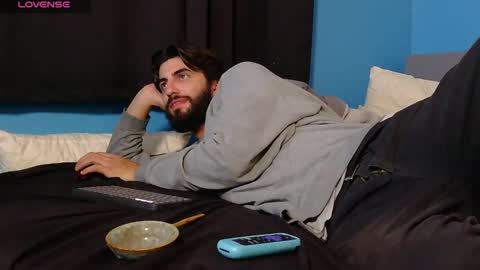 mikehawk1589 online show from December 23, 6:44 am