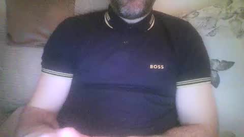 Snapshot of mikehockishuge9 chatting on February 7, 2:29 am mikehockishuge9 online show from February 7, 2:29 am