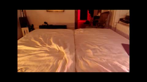 Snapshot of mikel030 chatting on February 19, 11:46 pm djfuckoff online show from February 19, 11:46 pm