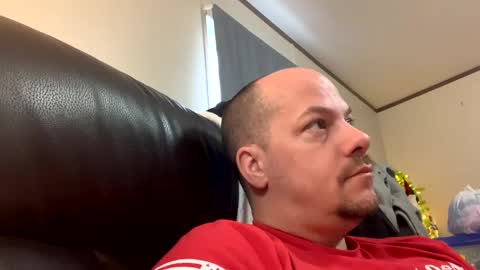 mikeylikesit2222 online show from December 14, 2:42 pm