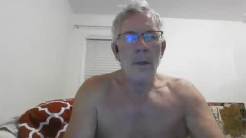 Milehi1958 online show from September 26, 10:46 am