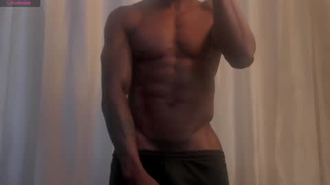 Miltonn online show from February 4, 10:34 pm