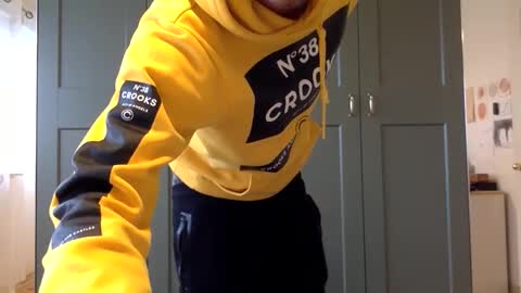 mince_alors online show from November 27, 5:49 pm