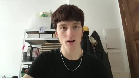 Snapshot of mindly chatting on March 3, 12:10 pm Mindly online show from March 3, 12:10 pm