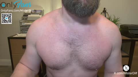 Snapshot of mister_dilf chatting on February 4, 1:02 am MISTER DILF  online show from February 4, 1:02 am