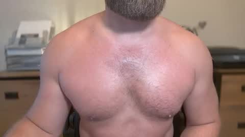 Snapshot of mister_dilf chatting on September 9, 1:43 pm MISTER DILF  online show from September 9, 1:43 pm