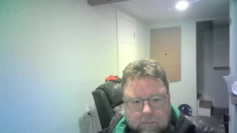 Mr. Happy online show from February 20, 7:54 am