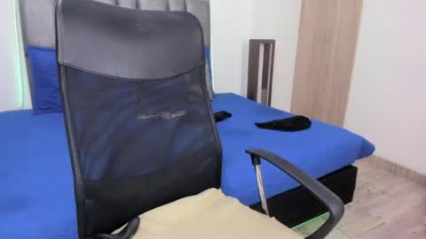 mitchbukanan online show from May 21, 1:01 am