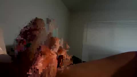 Snapshot of mixed7up chatting on February 20, 4:07 am mixed7up online show from February 20, 4:07 am