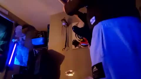 Daddy720 online show from November 9, 7:07 pm