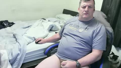 mmmthatsfunnn online show from January 19, 6:21 pm