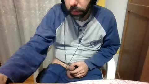 mmohsen_1985 online show from December 19, 10:42 pm