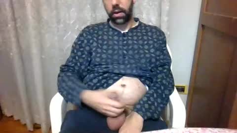 mmohsen_1985 online show from February 3, 10:00 pm