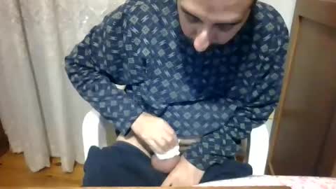 mmohsen_1985 online show from February 1, 10:13 pm