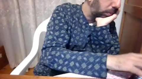 mmohsen_1985 online show from January 5, 10:19 pm