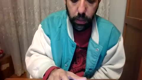 mmohsen_1985 online show from December 28, 9:51 pm