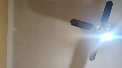 camilo online show from April 7, 10:54 pm