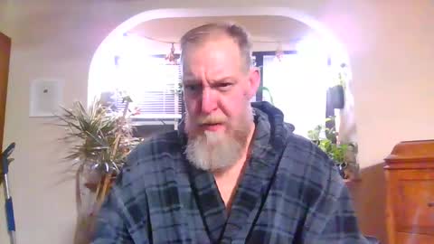 moeblick online show from February 11, 12:27 pm