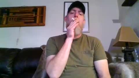 moeblick online show from December 18, 5:21 pm