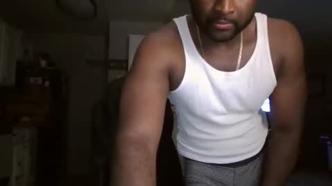 Snapshot of moed1987 chatting on December 5, 4:20 am Carluv99 online show from December 5, 4:20 am