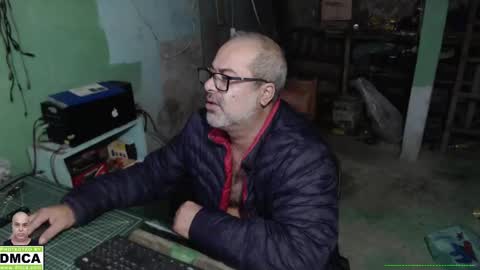 Mokkaf online show from February 8, 9:15 am