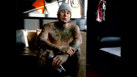 Molotov online show from October 25, 9:27 pm