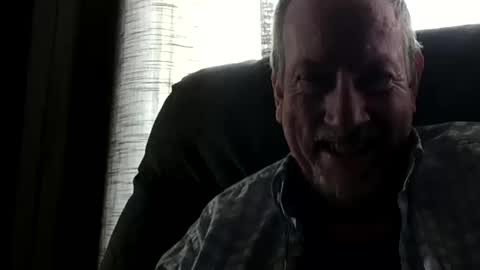 Monkee Dance online show from October 19, 6:33 pm