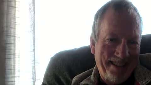 Monkee Dance online show from December 3, 5:12 pm