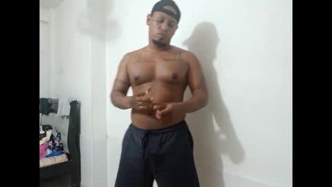 morenazo21cm_ online show from May 8, 1:06 am
