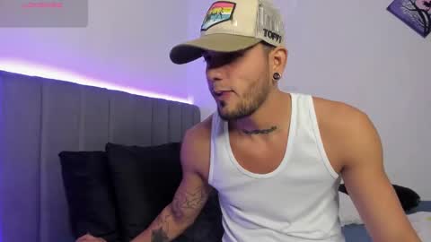 morenosiam online show from March 11, 3:37 am