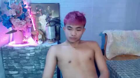 mostwantedtwink online show from May 26, 9:27 am